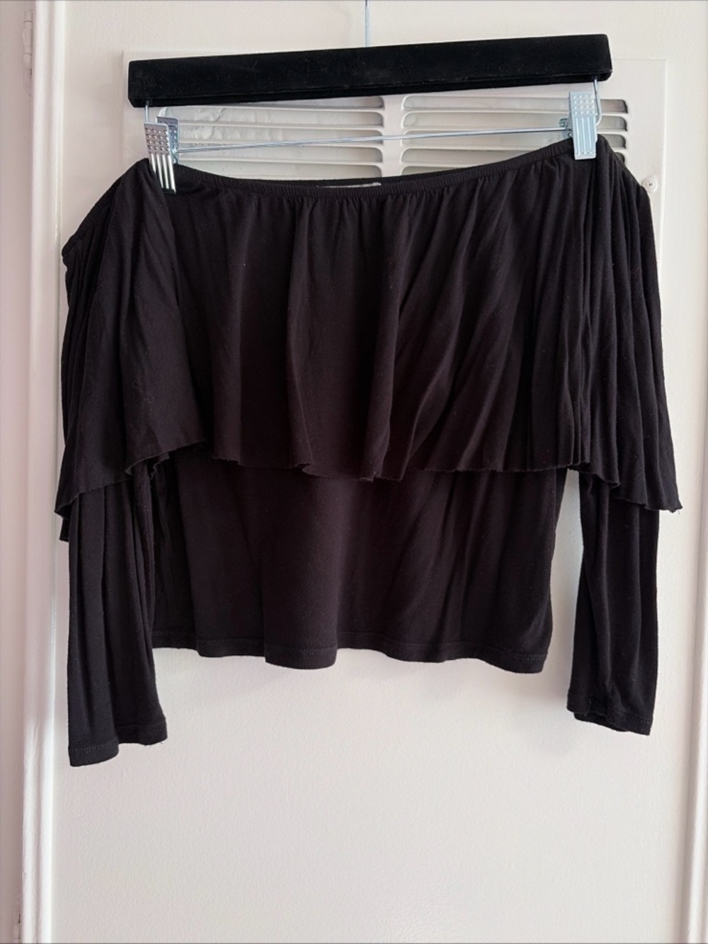Cotton On Women’s L Strapless Off The Shoulder 3/4 Sleeve Solid Black Crop Top